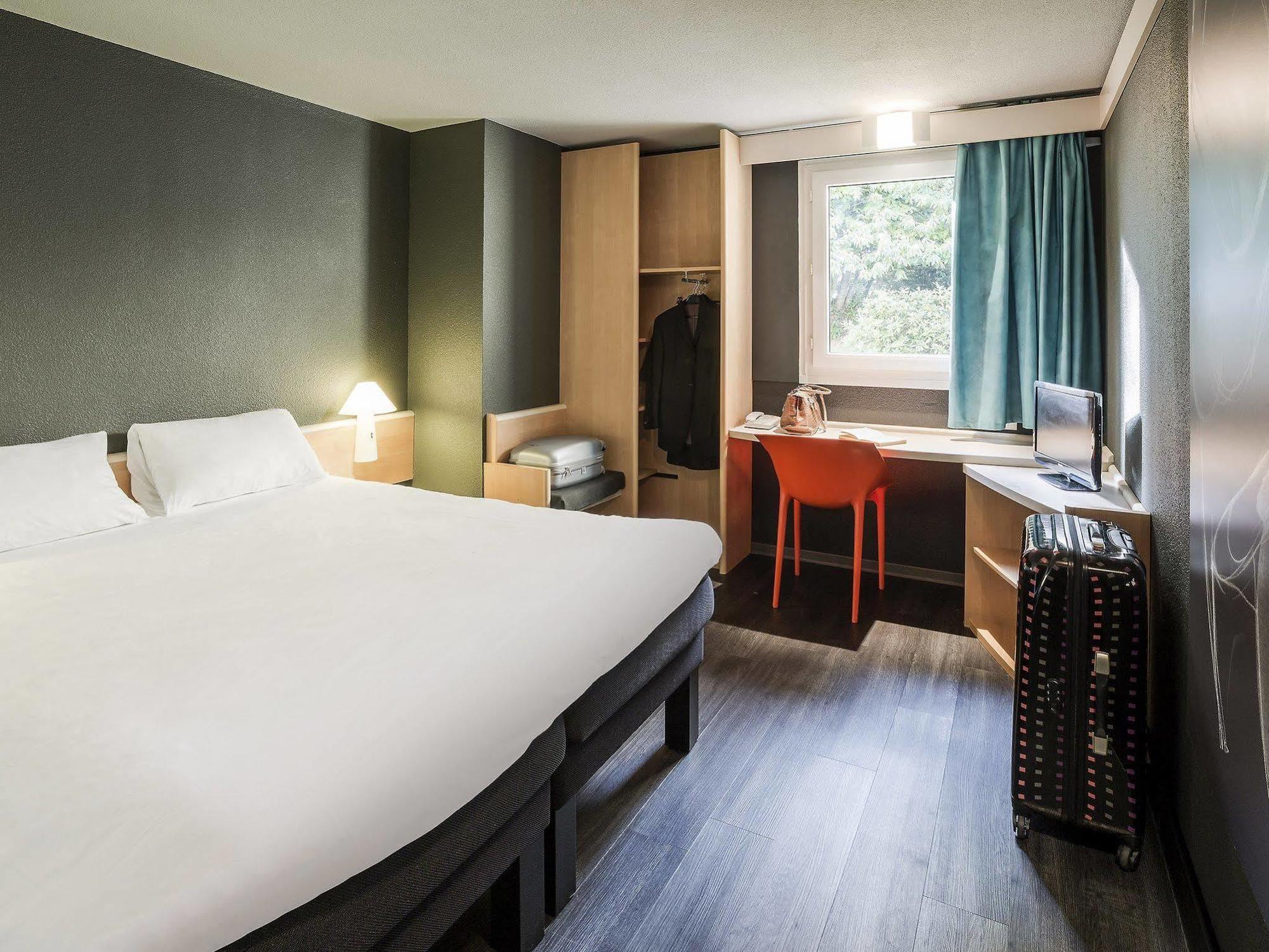 Ibis Rennes 3*